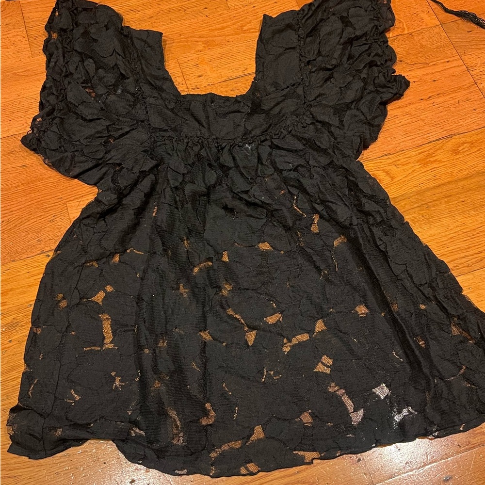 Lace top